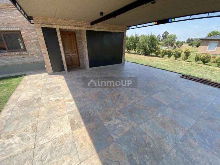Casa en Venta en Exaltacion de la Cruz, G.B.A. Zona Norte