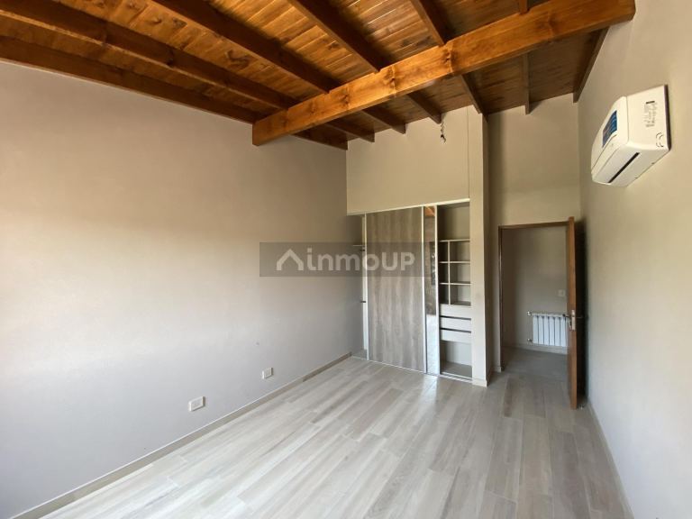 Casa en Venta en Exaltacion de la Cruz, G.B.A. Zona Norte