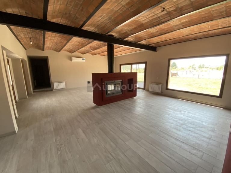 Casa en Venta en Exaltacion de la Cruz, G.B.A. Zona Norte