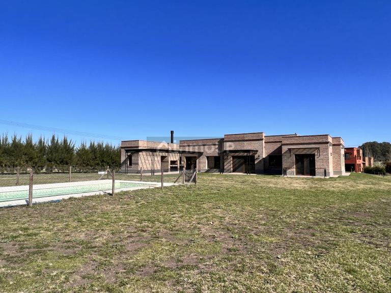 Casa en Venta en Exaltacion de la Cruz, G.B.A. Zona Norte