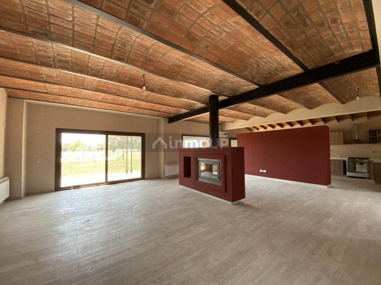 Casa en Venta en Exaltacion de la Cruz, G.B.A. Zona Norte