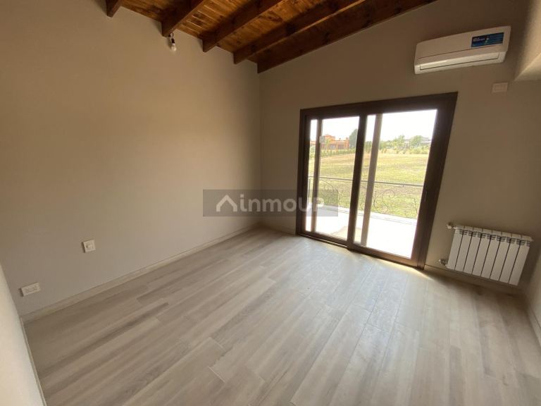 Casa en Venta en Exaltacion de la Cruz, G.B.A. Zona Norte