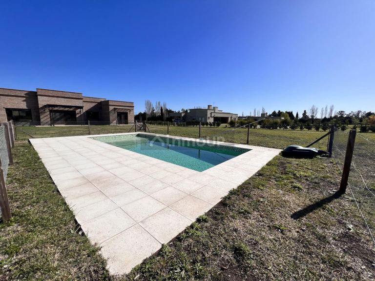 Casa en Venta en Exaltacion de la Cruz, G.B.A. Zona Norte