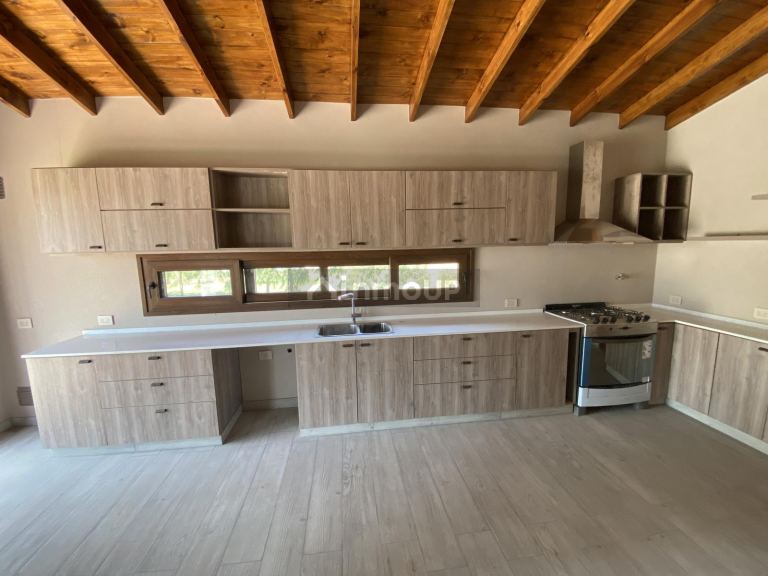 Casa en Venta en Exaltacion de la Cruz, G.B.A. Zona Norte