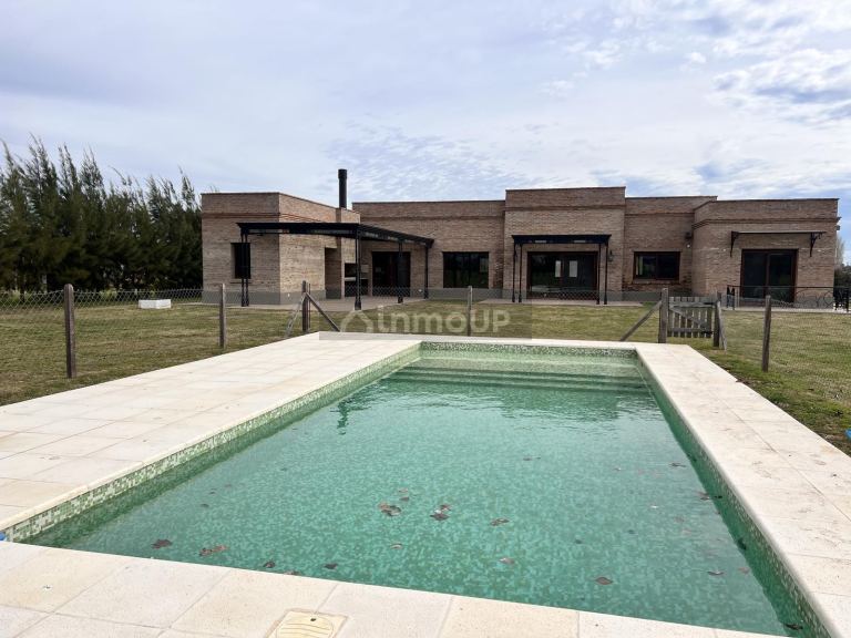 Casa en Venta en Exaltacion de la Cruz, G.B.A. Zona Norte