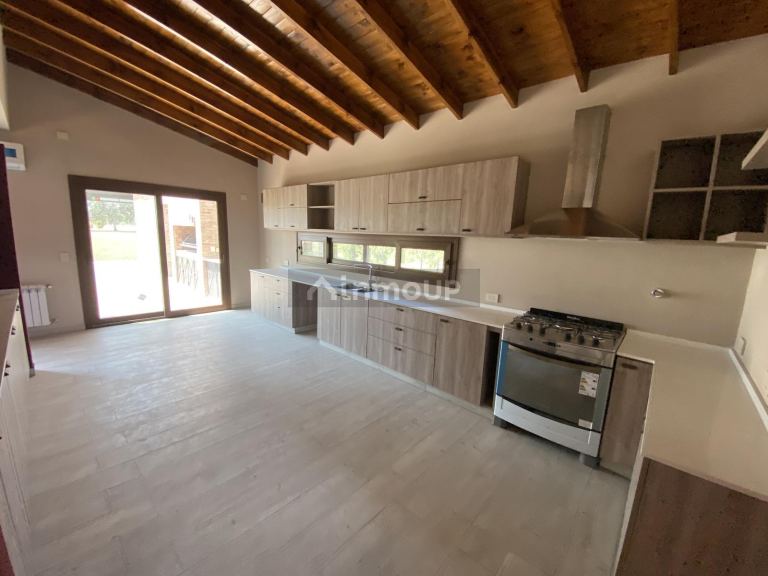 Casa en Venta en Exaltacion de la Cruz, G.B.A. Zona Norte