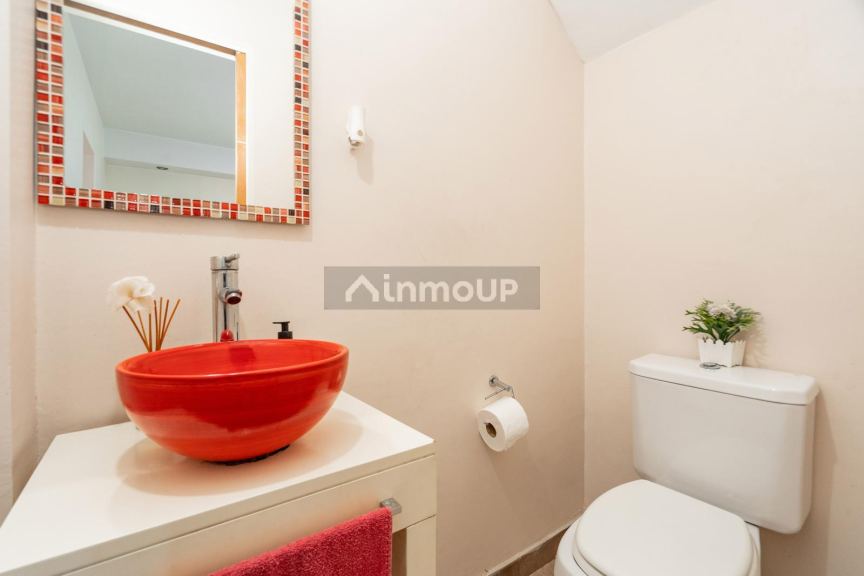 Casa en Venta en General San Martin, G.B.A. Zona Norte