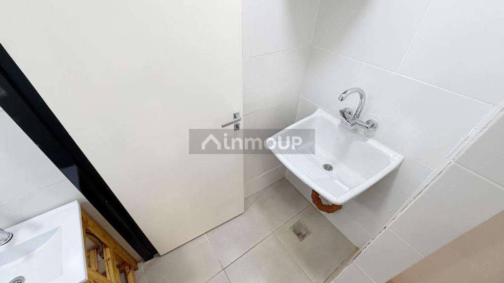 Local Comercial en Alquiler en General San Martin, G.B.A. Zona Norte