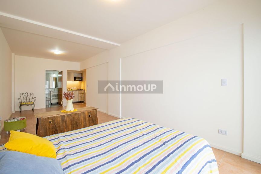 Departamento en Venta en Constitucion, Capital Federal