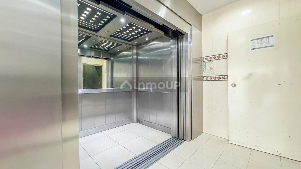 Departamento en Venta en Constitucion, Capital Federal