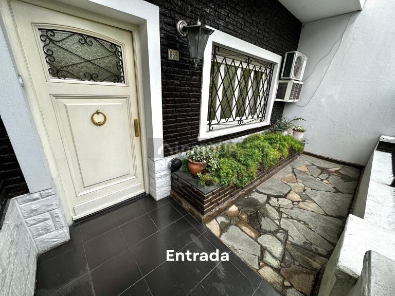 Casa en Venta en General San Martin, G.B.A. Zona Norte
