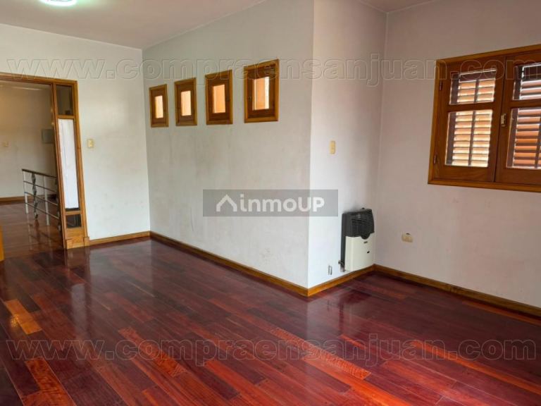 Casa en Alquiler en Capital, San Juan