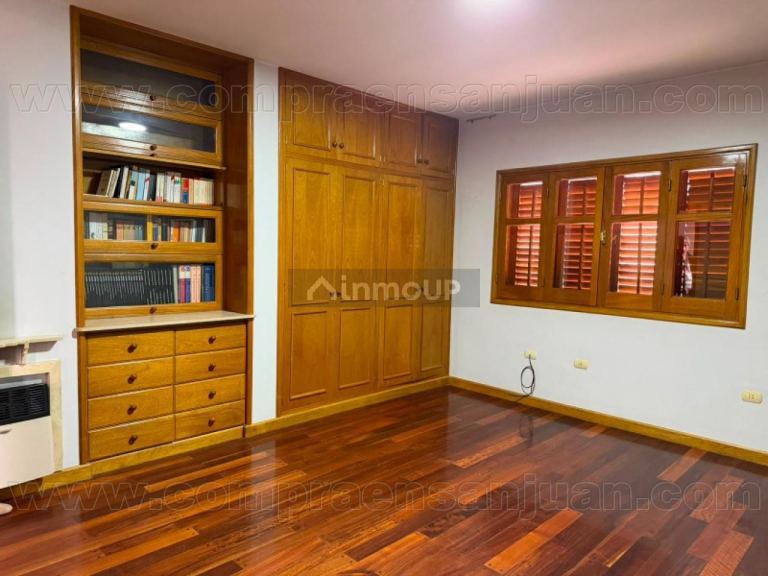 Casa en Alquiler en Capital, San Juan