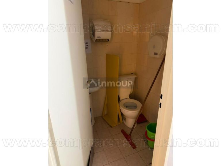 Local Comercial en Alquiler en Capital, San Juan