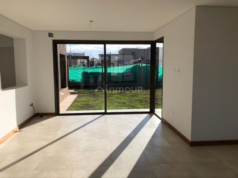 Casa en Alquiler en Lujan de Cuyo, Mendoza
