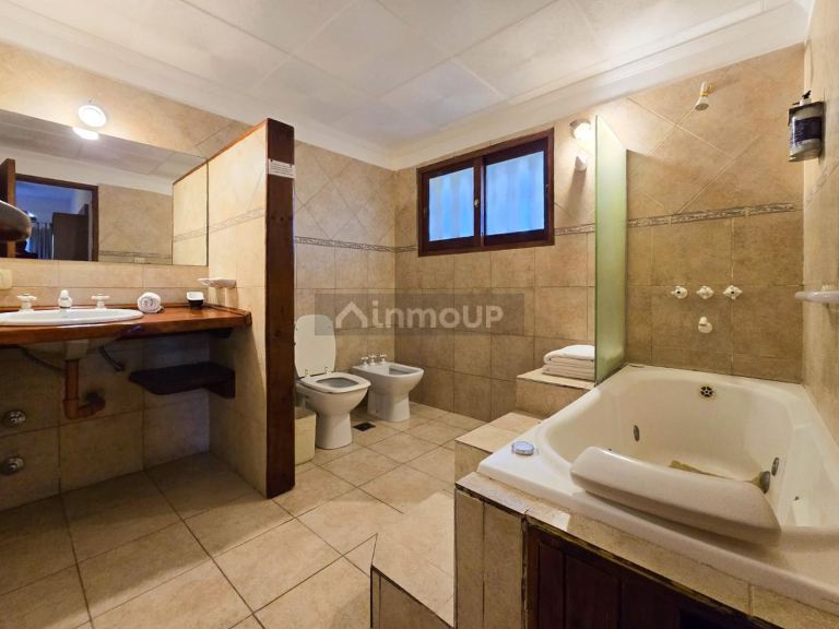 Hotel en Venta en Calamuchita, Cordoba