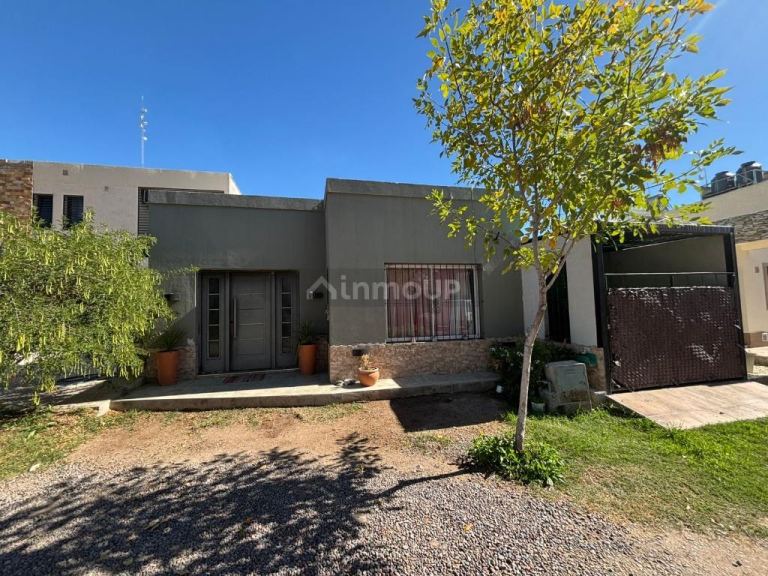 Casa en Venta en Maipu, Mendoza