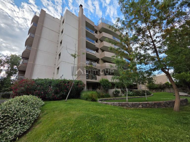 Departamento en Venta en Godoy Cruz, Mendoza