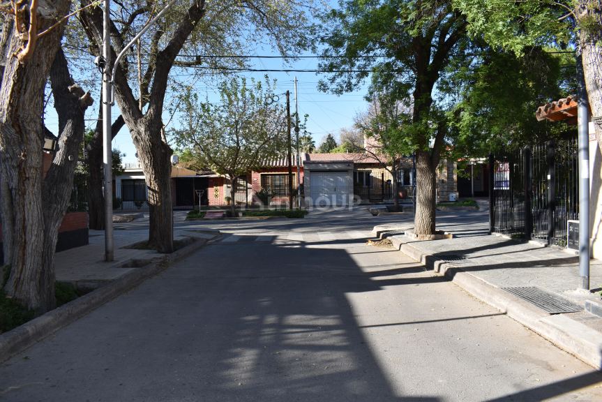 Casa en Venta en Capital, Mendoza - USD 65.000 | Inmoup - 16