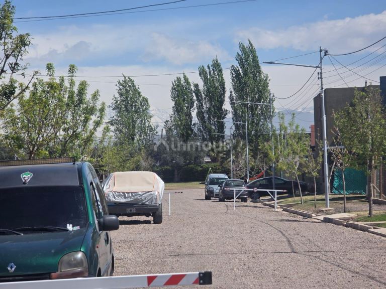 Lote en Venta en Maipu, Mendoza