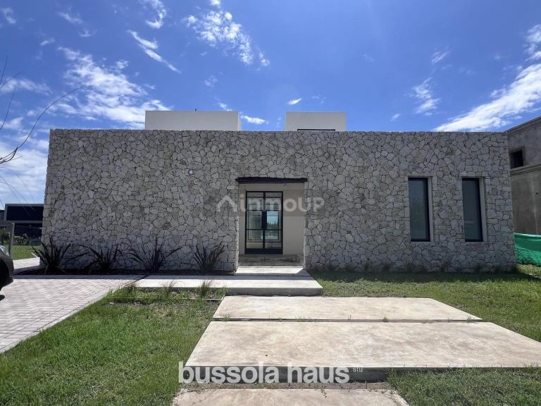 Casa en Venta en Tigre, G.B.A. Zona Norte
