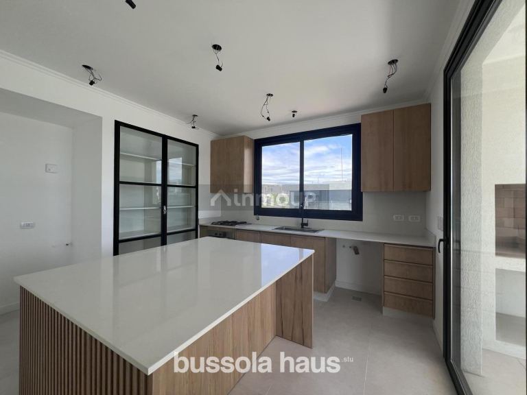Casa en Venta en Tigre, G.B.A. Zona Norte