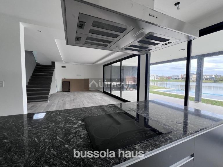 Casa en Venta en Escobar, G.B.A. Zona Norte