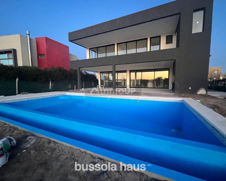 Casa en Venta en Escobar, G.B.A. Zona Norte