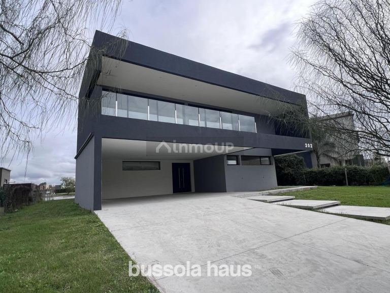 Casa en Venta en Escobar, G.B.A. Zona Norte