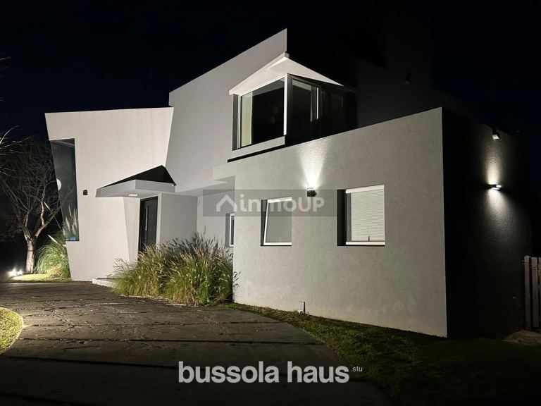 Casa en Venta en Tigre, G.B.A. Zona Norte