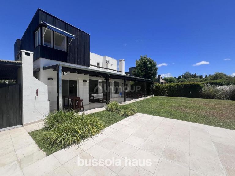 Casa en Venta en Tigre, G.B.A. Zona Norte