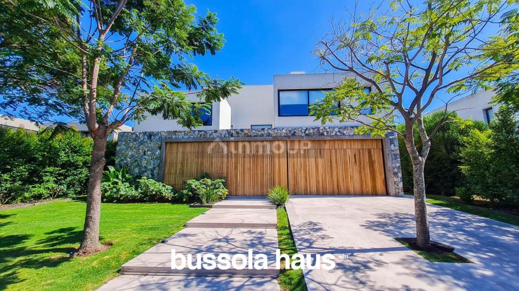 Casa en Venta en Tigre, G.B.A. Zona Norte