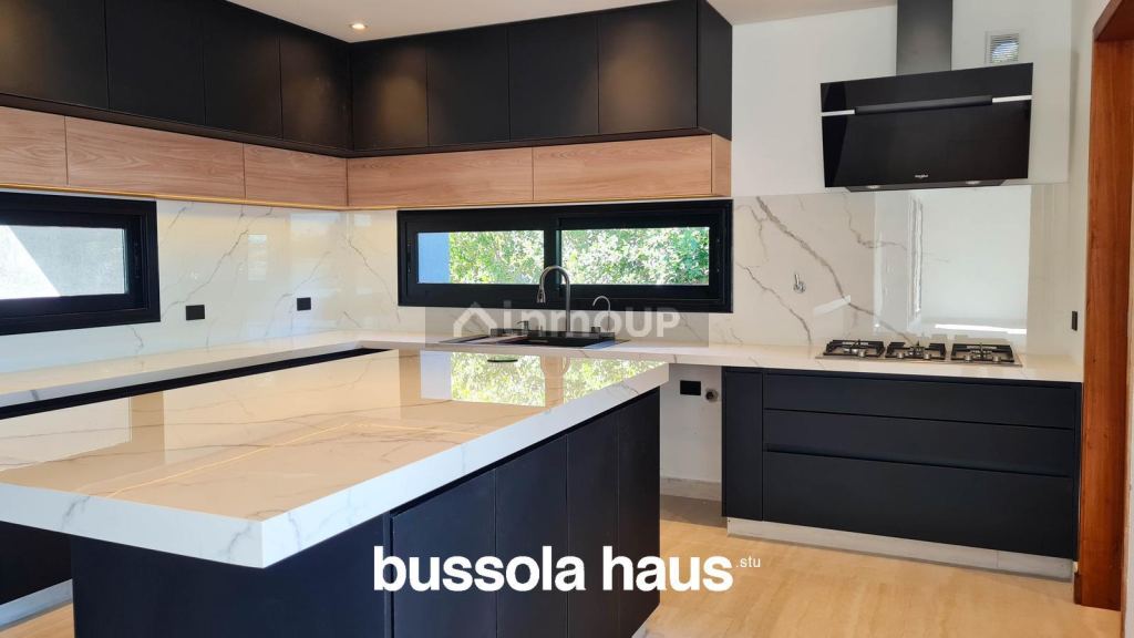 Casa en Venta en Escobar, G.B.A. Zona Norte