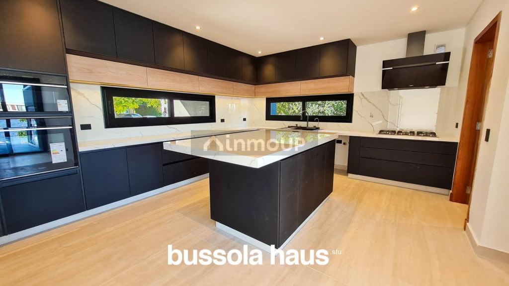 Casa en Venta en Escobar, G.B.A. Zona Norte