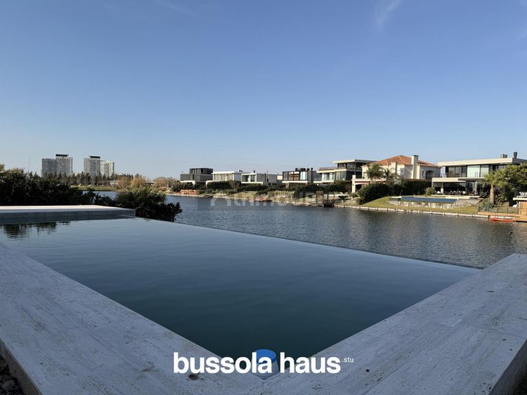 Casa en Venta en Tigre, G.B.A. Zona Norte