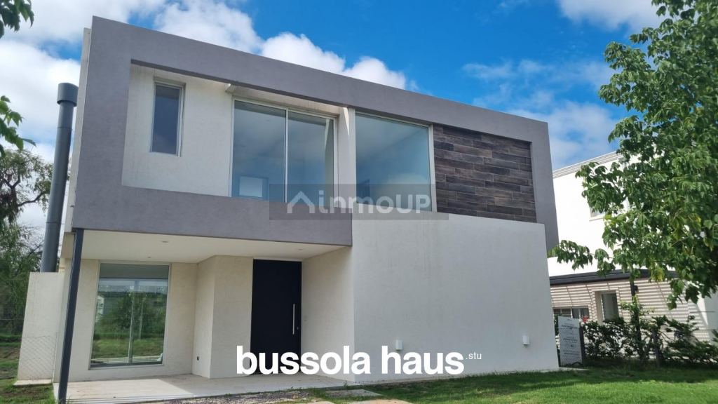 Casa en Alquiler en Escobar, G.B.A. Zona Norte
