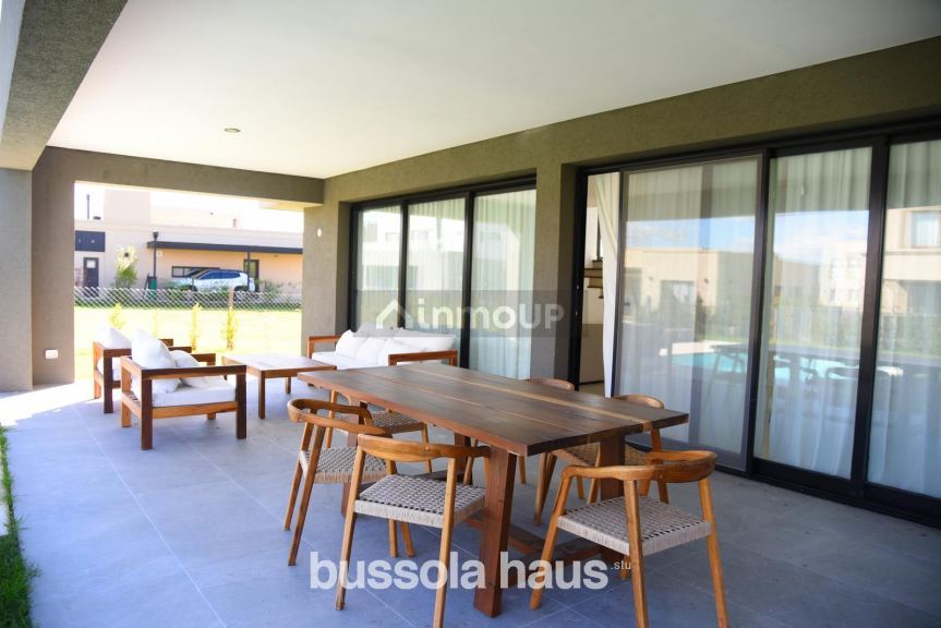 Casa en Alquiler en Escobar, G.B.A. Zona Norte