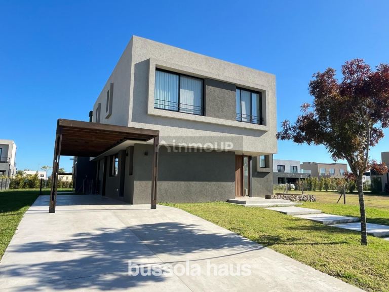 Casa en Alquiler en Escobar, G.B.A. Zona Norte