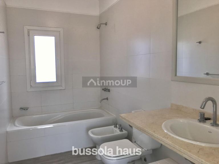 Casa en Venta en Escobar, G.B.A. Zona Norte