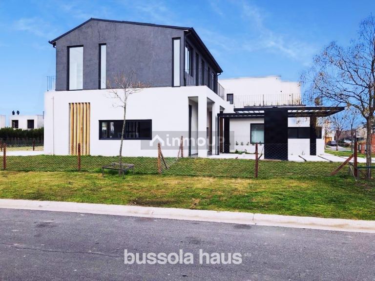 Casa en Venta en Escobar, G.B.A. Zona Norte