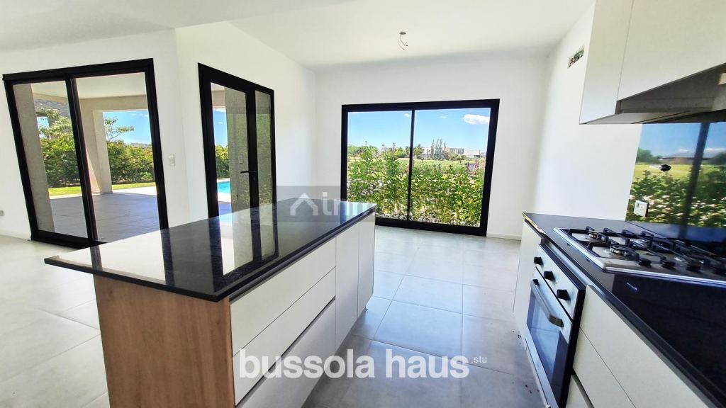 Casa en Venta en Escobar, G.B.A. Zona Norte