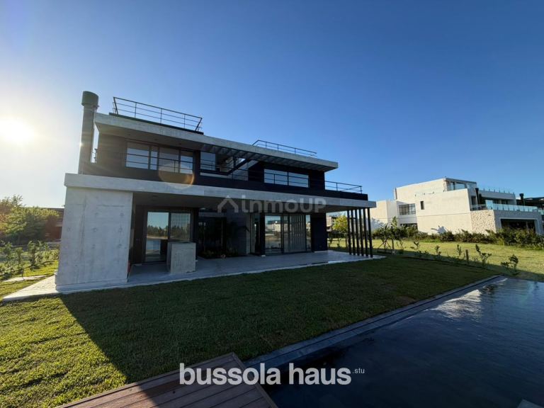 Casa en Venta en Tigre, G.B.A. Zona Norte