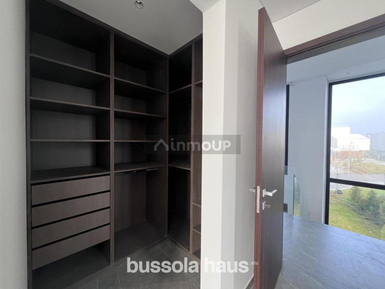 Casa en Venta en Escobar, G.B.A. Zona Norte