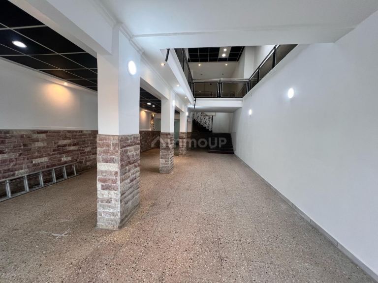 Local Comercial en Alquiler en Capital, Cordoba