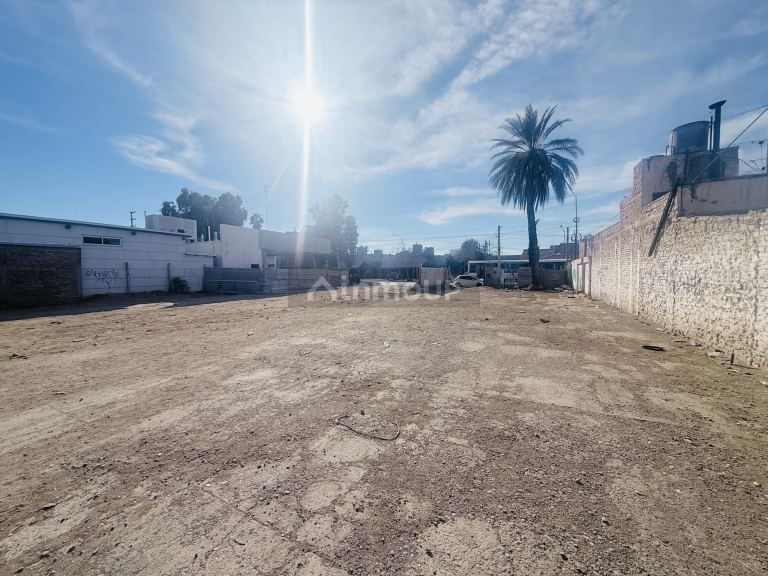 Capital Avenida Paula albarracin de sarmiento 377 sur