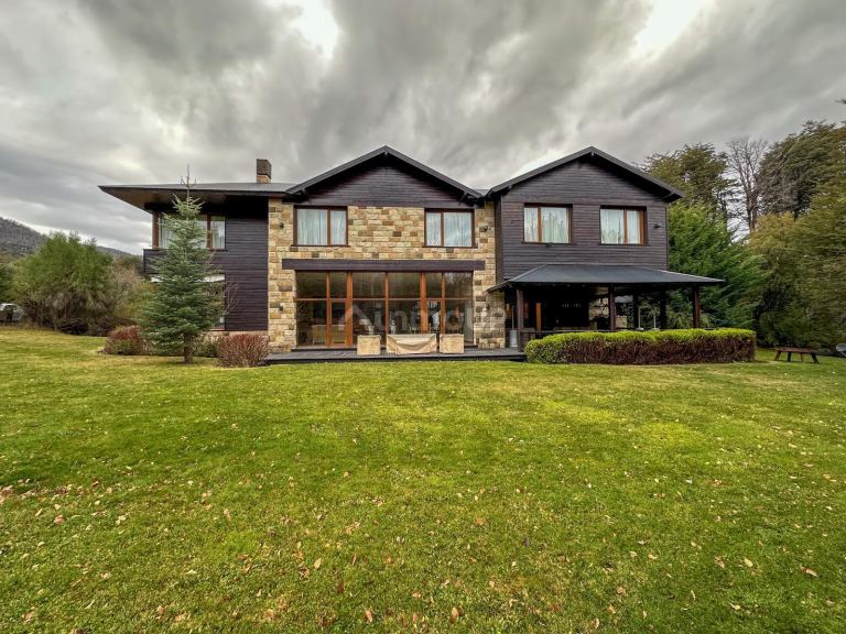 Casa en Venta en San Carlos de Bariloche, Rio Negro