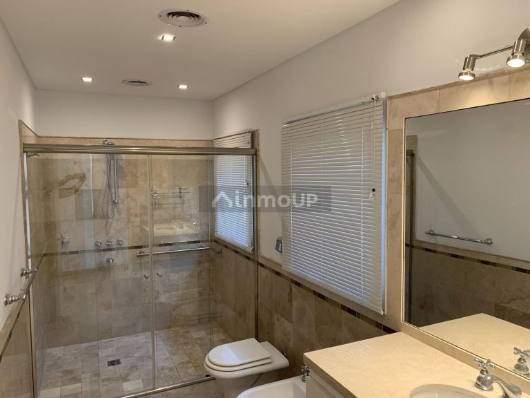 Casa en Venta en Colon, Cordoba