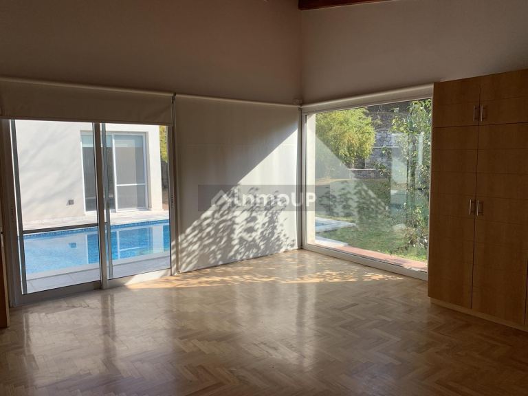 Casa en Venta en Colon, Cordoba