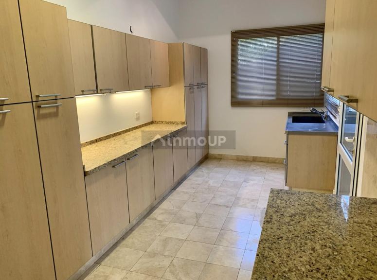 Casa en Venta en Colon, Cordoba