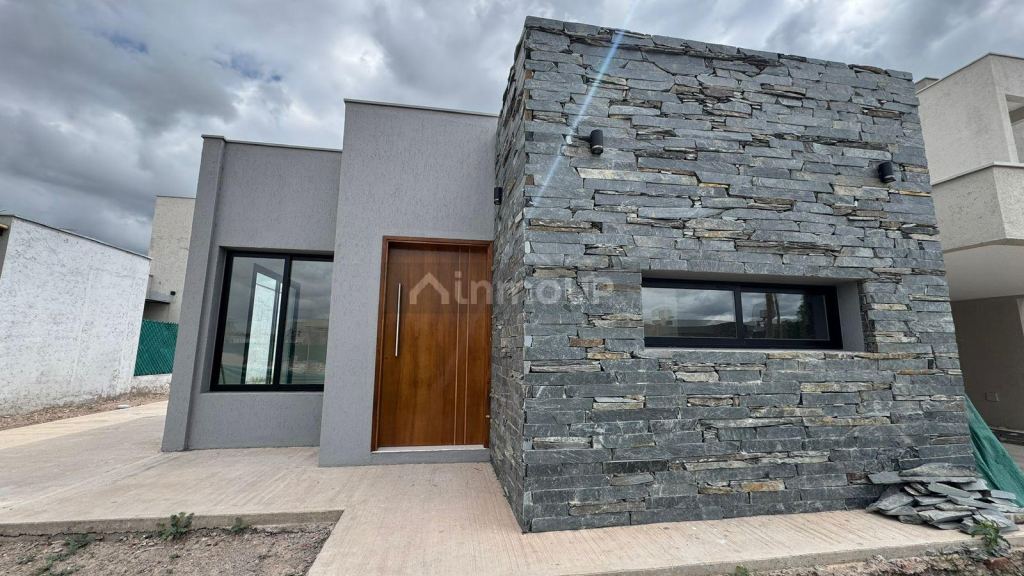 Casa en Venta en Guaymallen, Mendoza